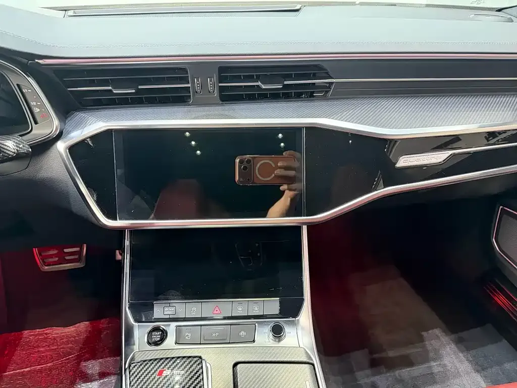 Audi A7L 2024 из CN, фото 10