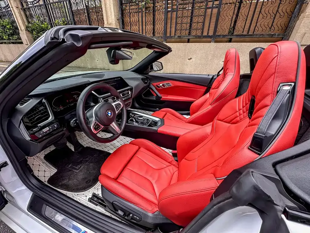 BMW Z4 — фото 9