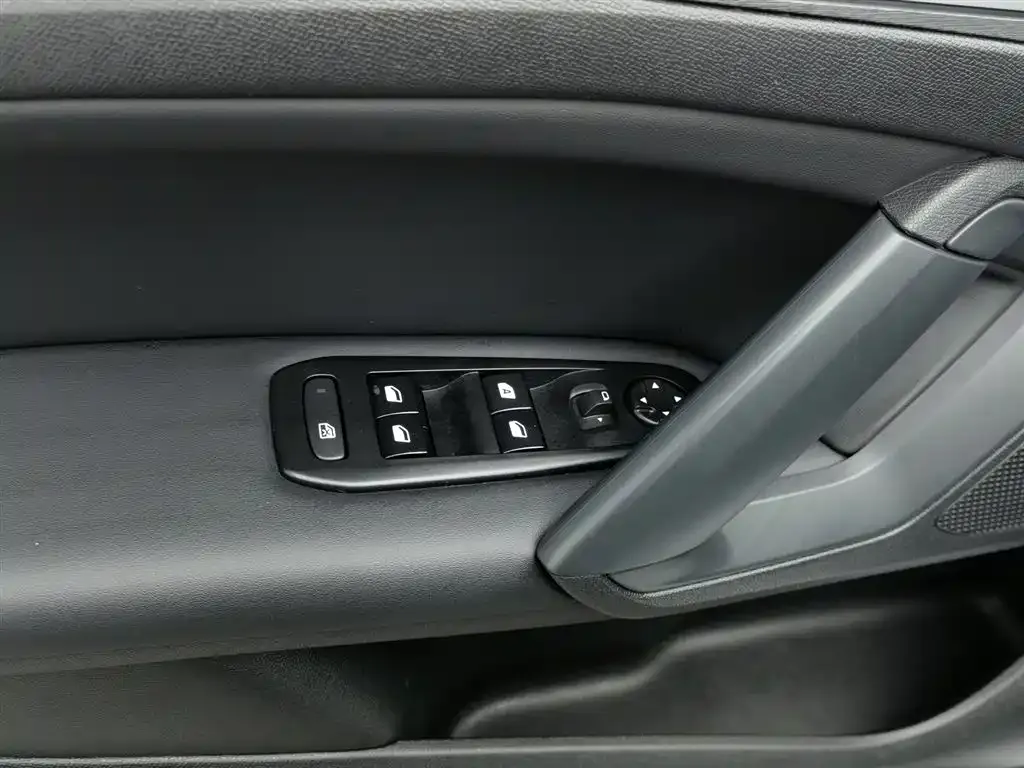 Peugeot 408 2024 из CN, фото 10