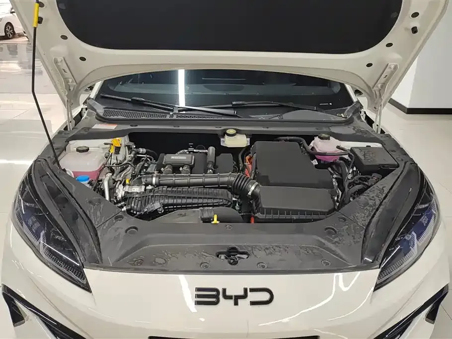 BYD Seal 06 — фото 10