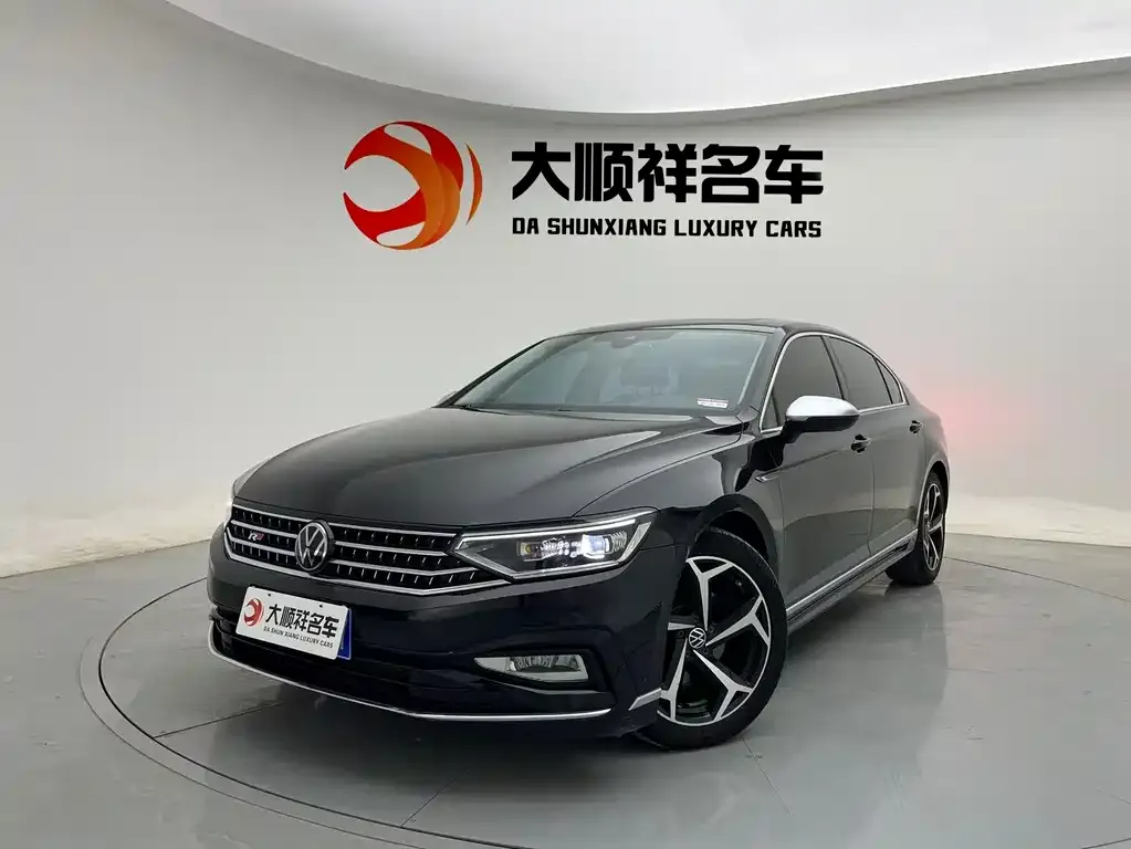 Volkswagen Magotan 2023 из CN, фото 1
