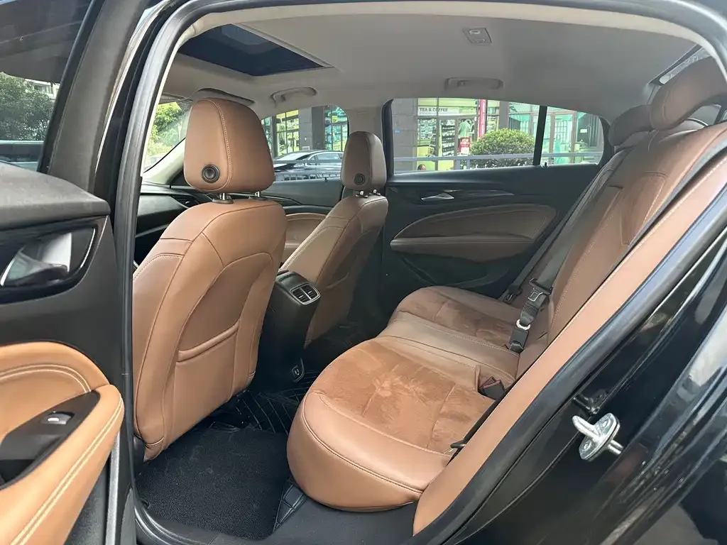 Buick Regal — фото 9