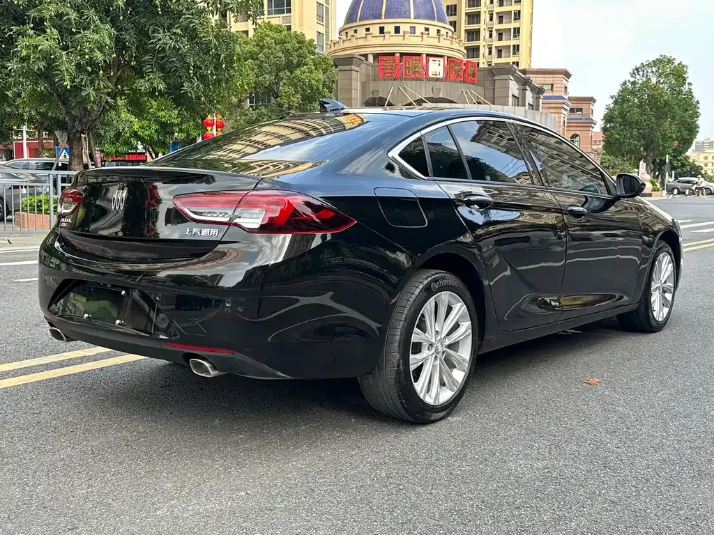 Buick Regal — фото 3