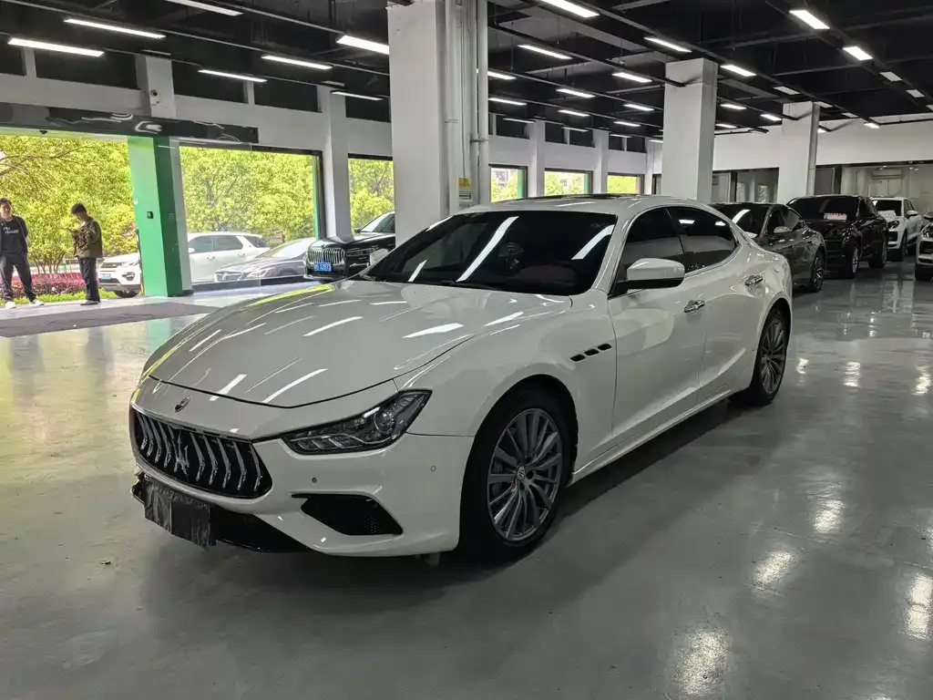 Maserati Ghibli