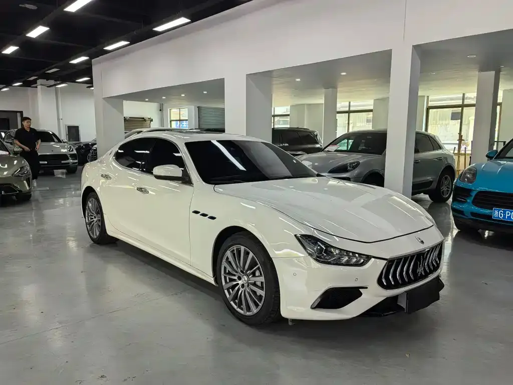 Maserati Ghibli 2022 из CN, фото 3