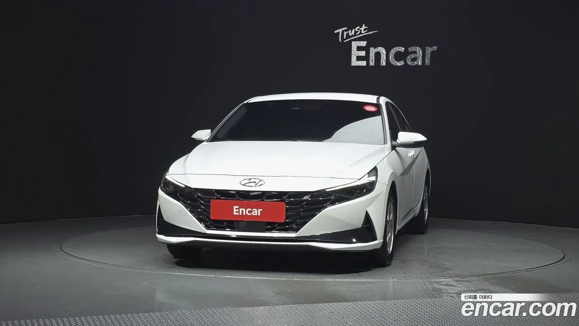 Hyundai AVANTE — фото 3