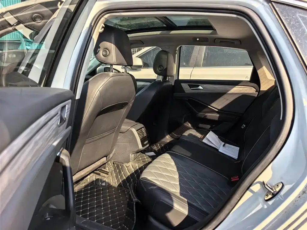 Volkswagen Sagitar 2023 из CN, фото 6