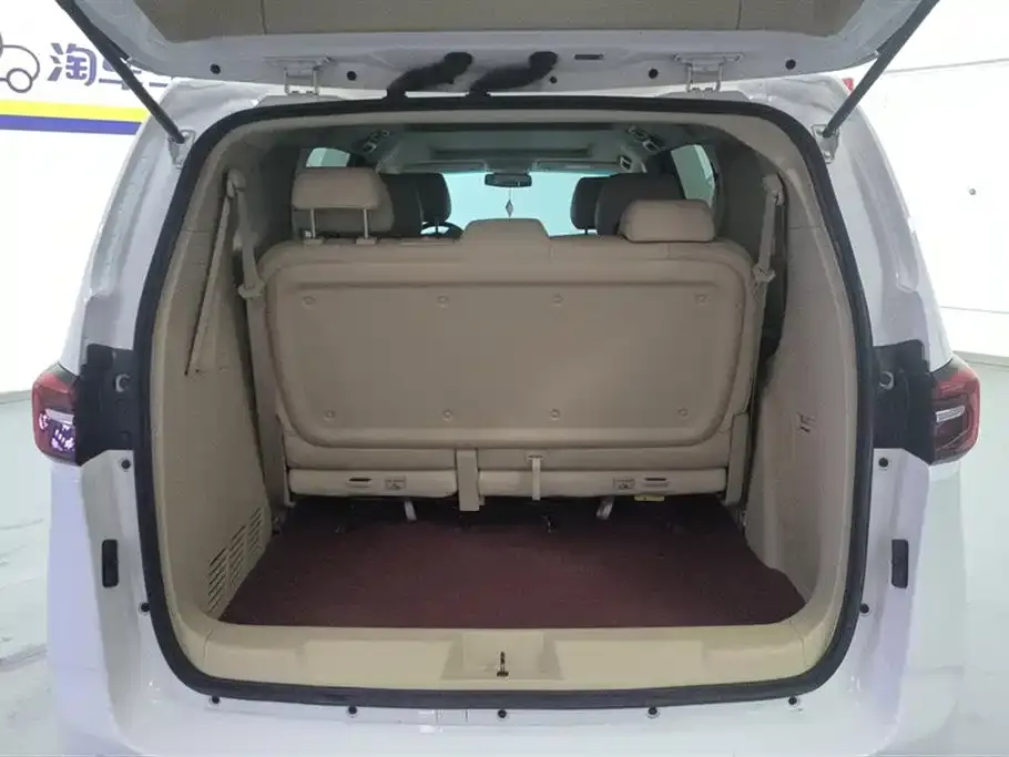 Buick GL8 2024 из CN, фото 2