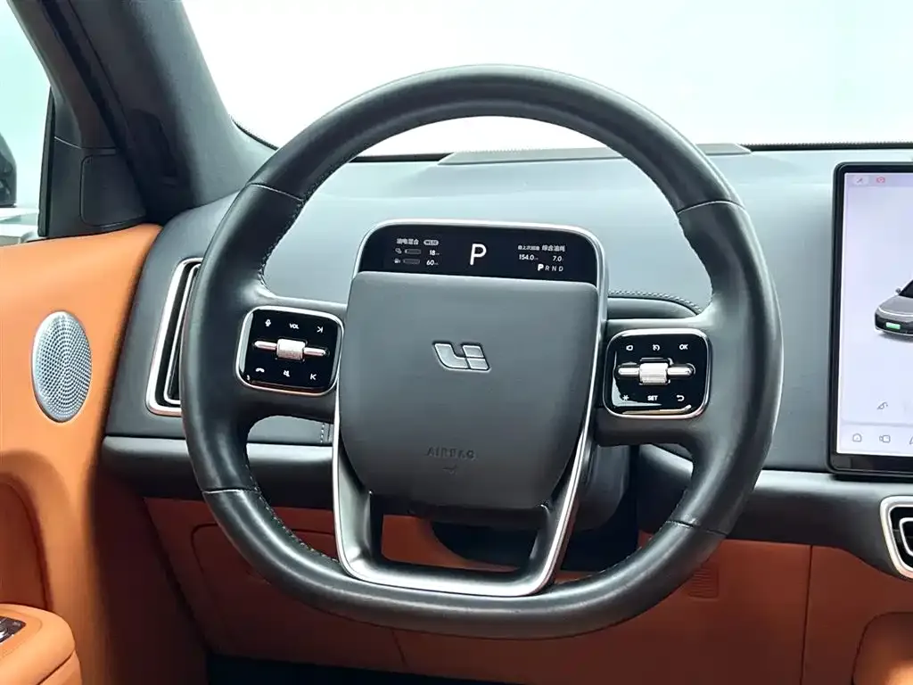 Li Auto L8 2024 из CN, фото 4