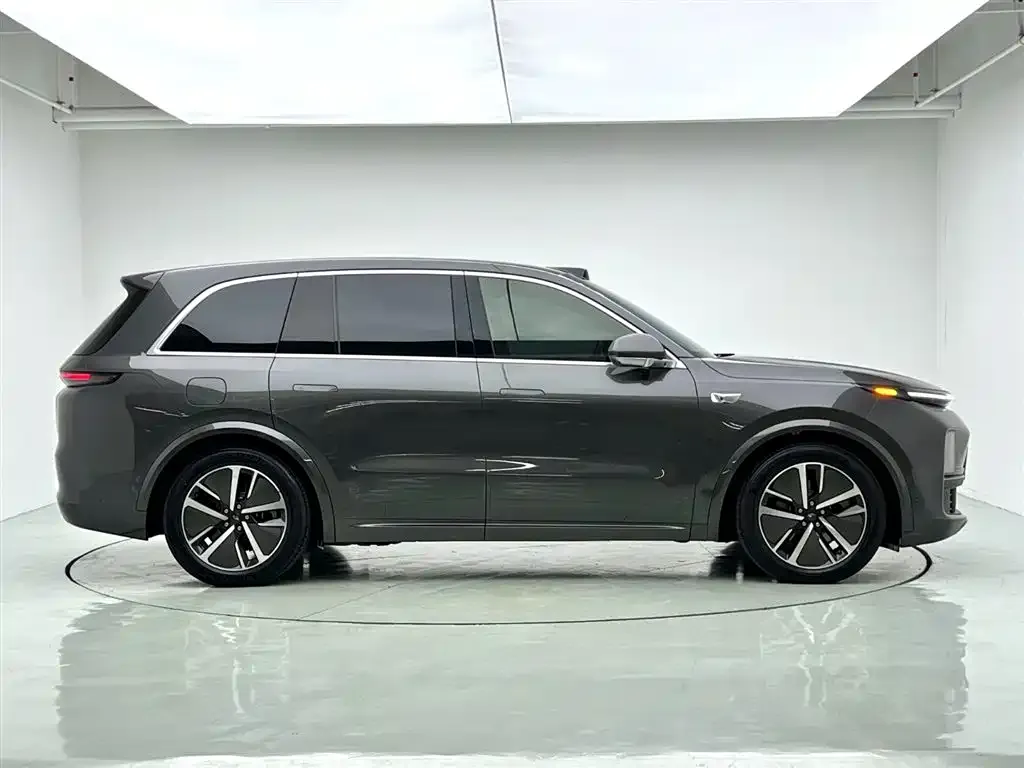 Li Auto L8 2024 из CN, фото 3