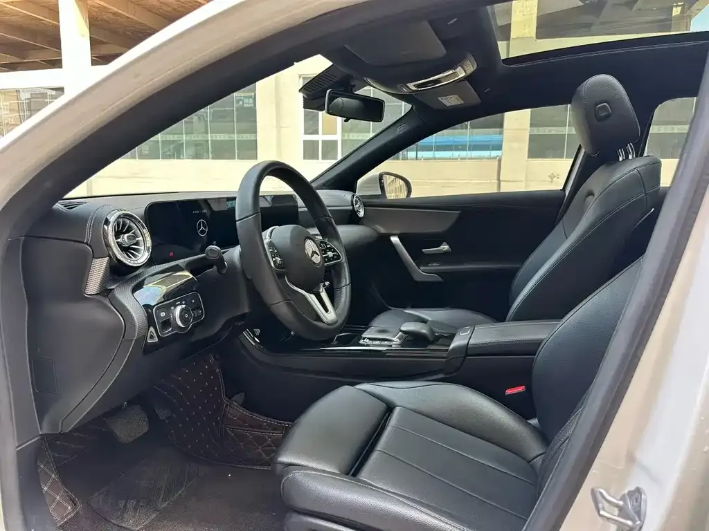Mercedes-Benz A-Class 2021 из CN, фото 3