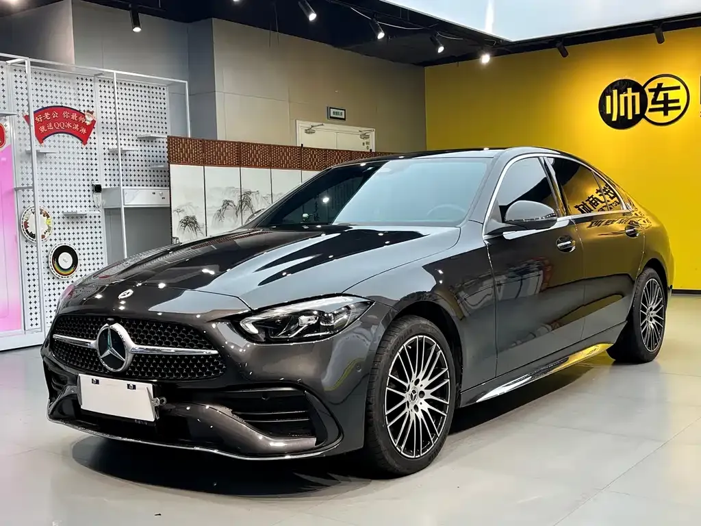 Mercedes-Benz C-Class — фото 1