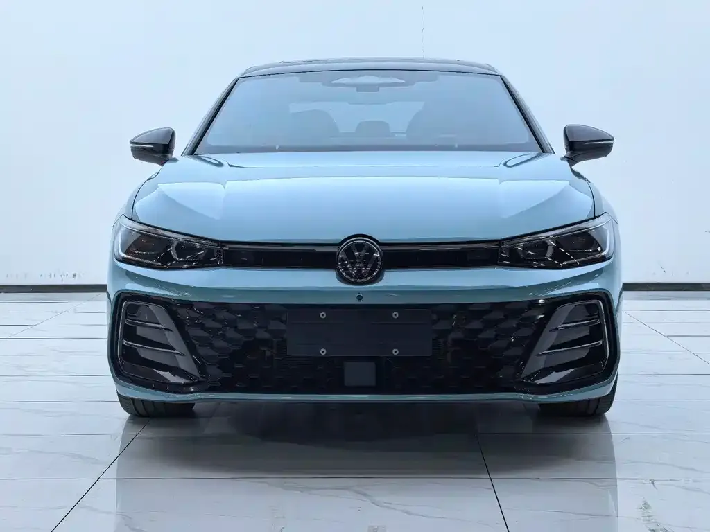 Volkswagen Passat — фото 7