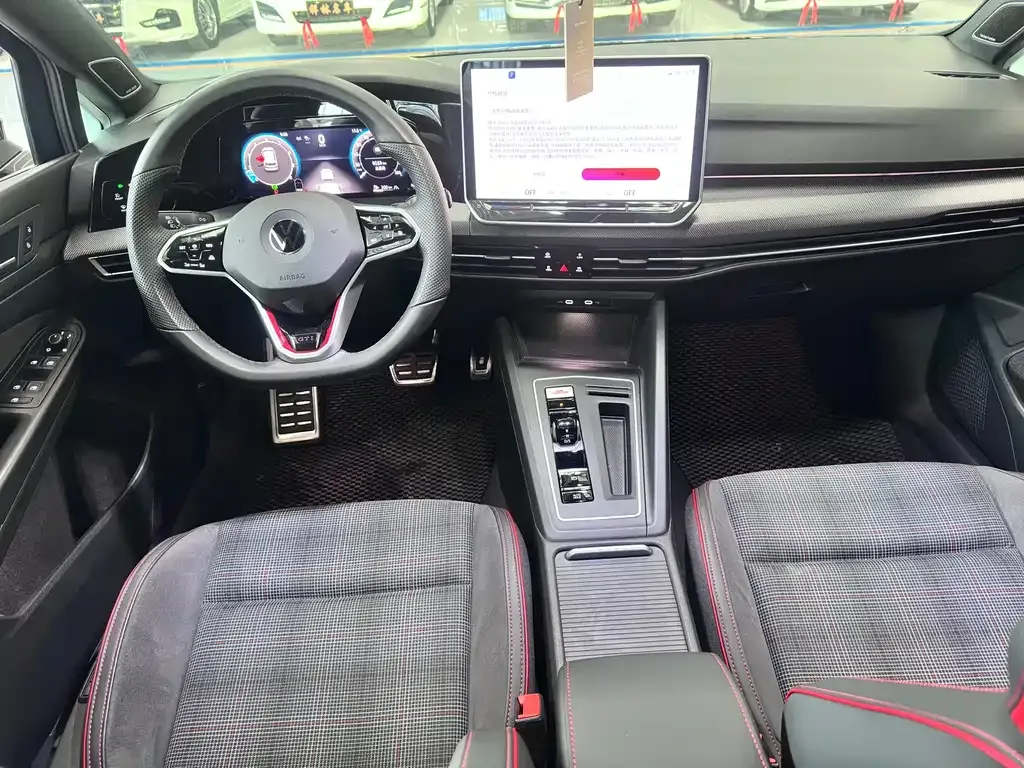 Volkswagen Golf GTI 2025 из CN, фото 2