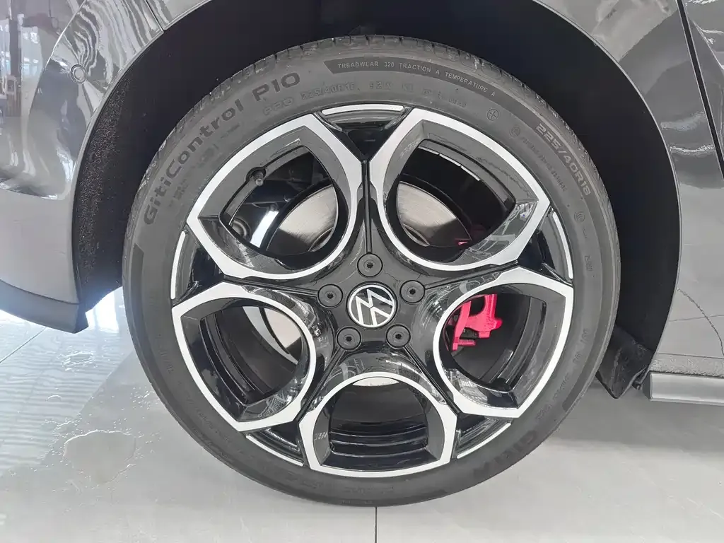 Volkswagen Golf GTI 2025 из CN, фото 4