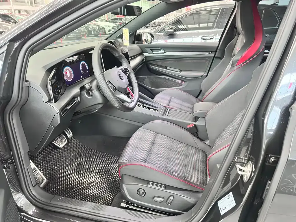 Volkswagen Golf GTI 2025 из CN, фото 9