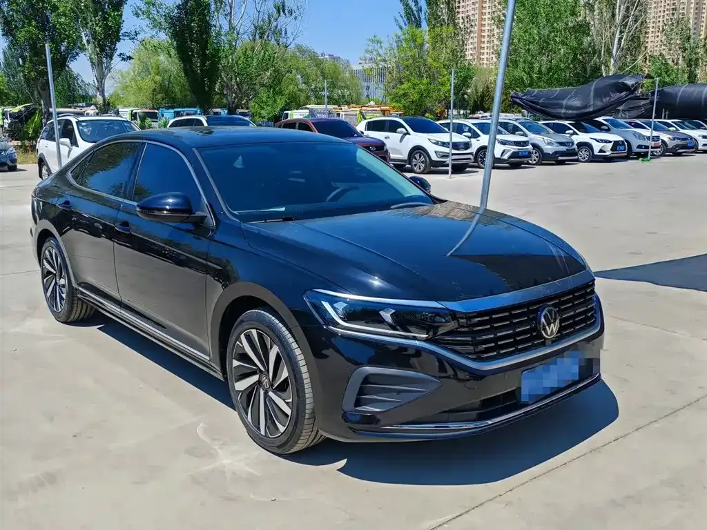 Volkswagen Passat — фото 9