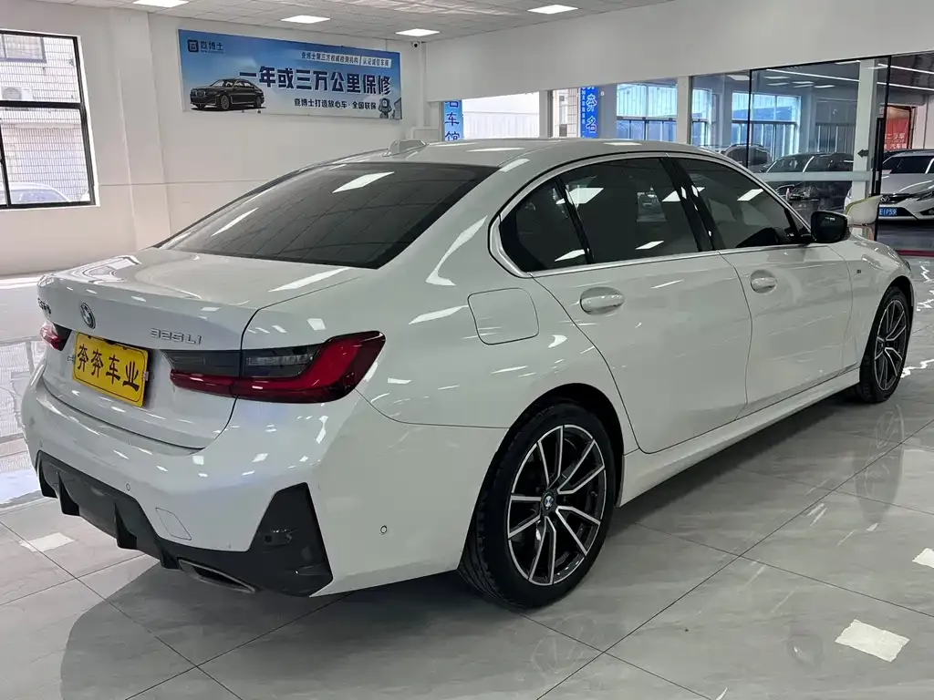 BMW 3 Series 2024 из CN, фото 7