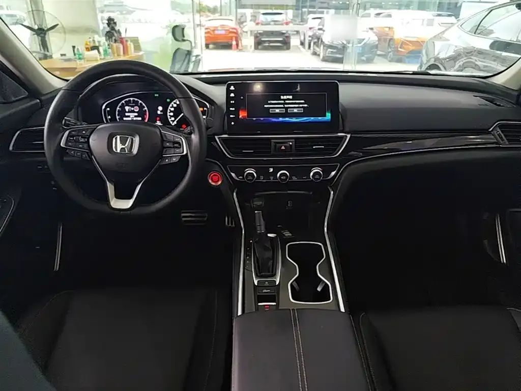 Honda Accord 2023 из CN, фото 9