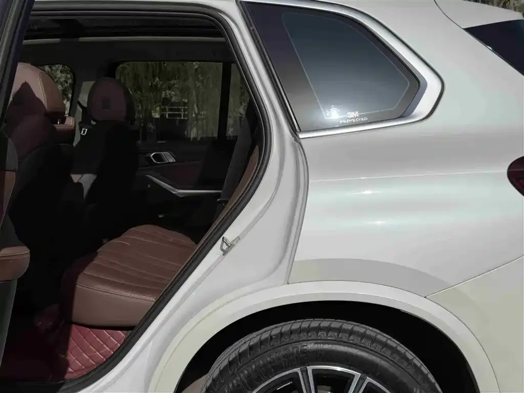 BMW X5 (Import) — фото 8