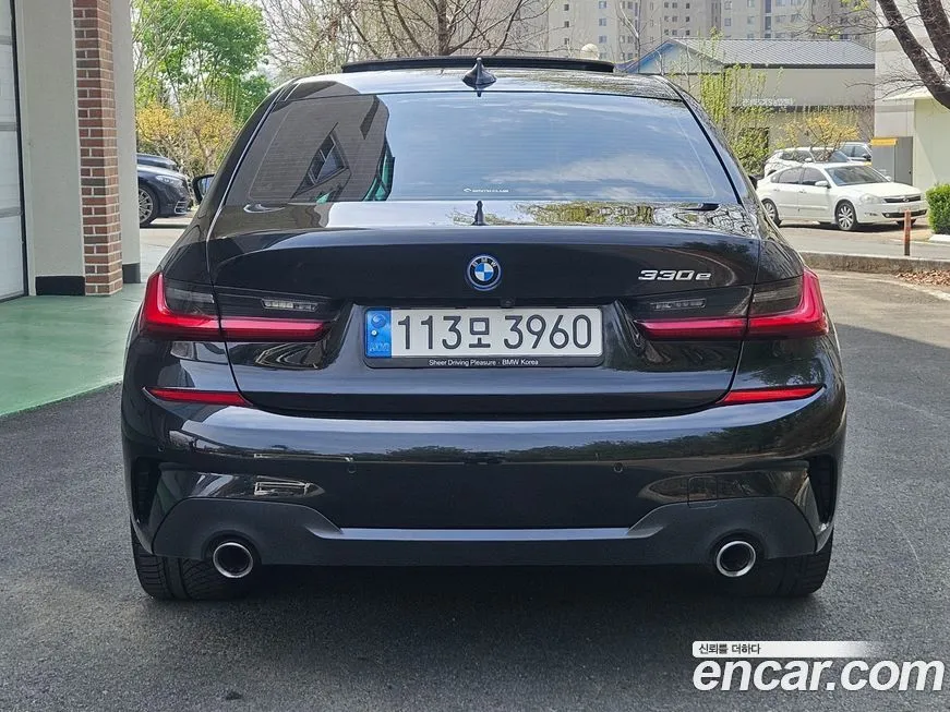 BMW 3-Series 2022 из KR, фото 3