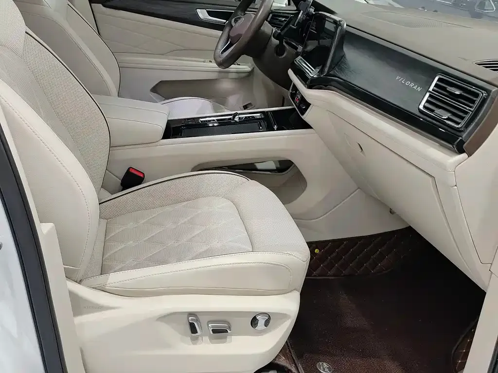 Volkswagen Viloran 2023 из CN, фото 8