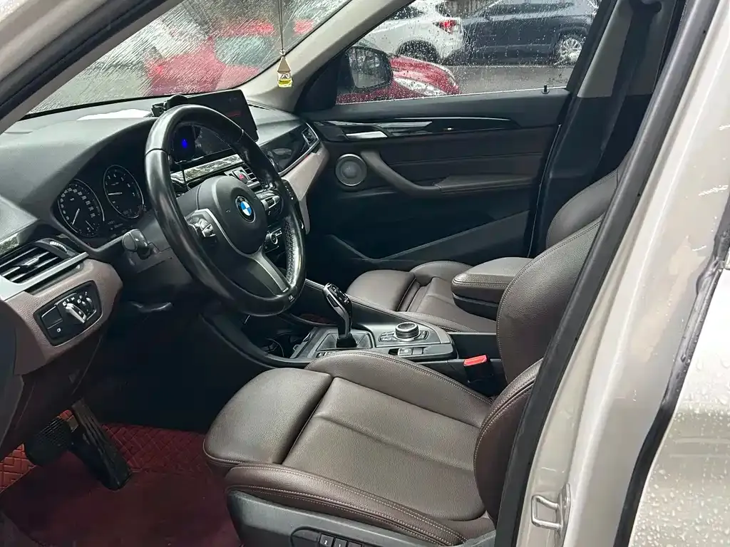 BMW X1 2022 из CN, фото 3