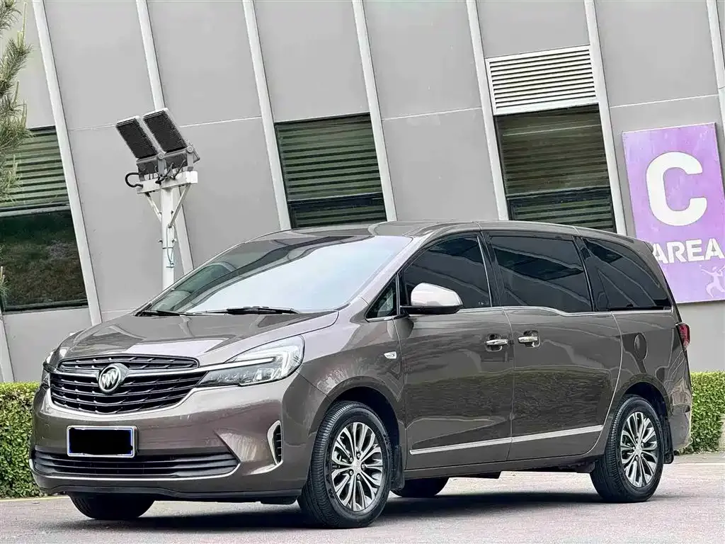 Buick GL8 2021 из CN, фото 1