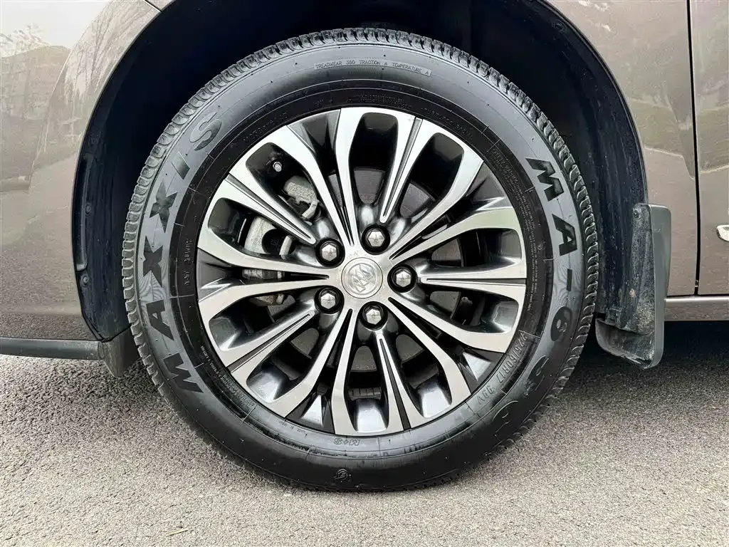 Buick GL8 2021 из CN, фото 10