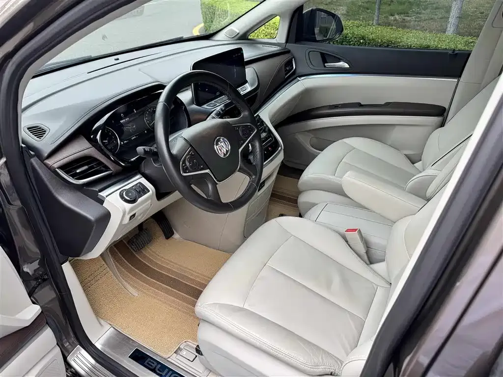 Buick GL8 2021 из CN, фото 9
