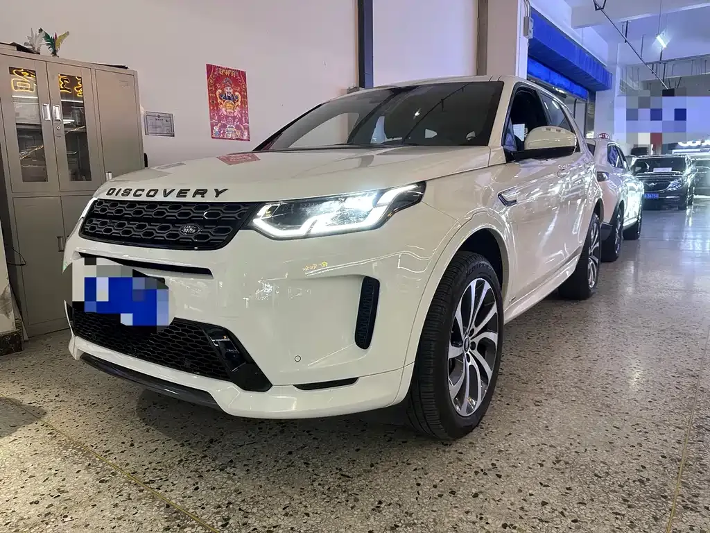 Land Rover Discovery Sport — фото 1