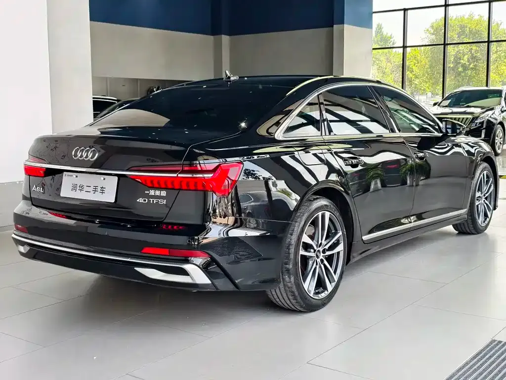 Audi A6L 2023 из CN, фото 6
