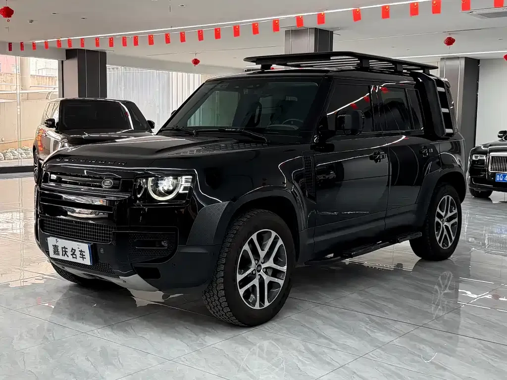 Land Rover Defender — фото 1