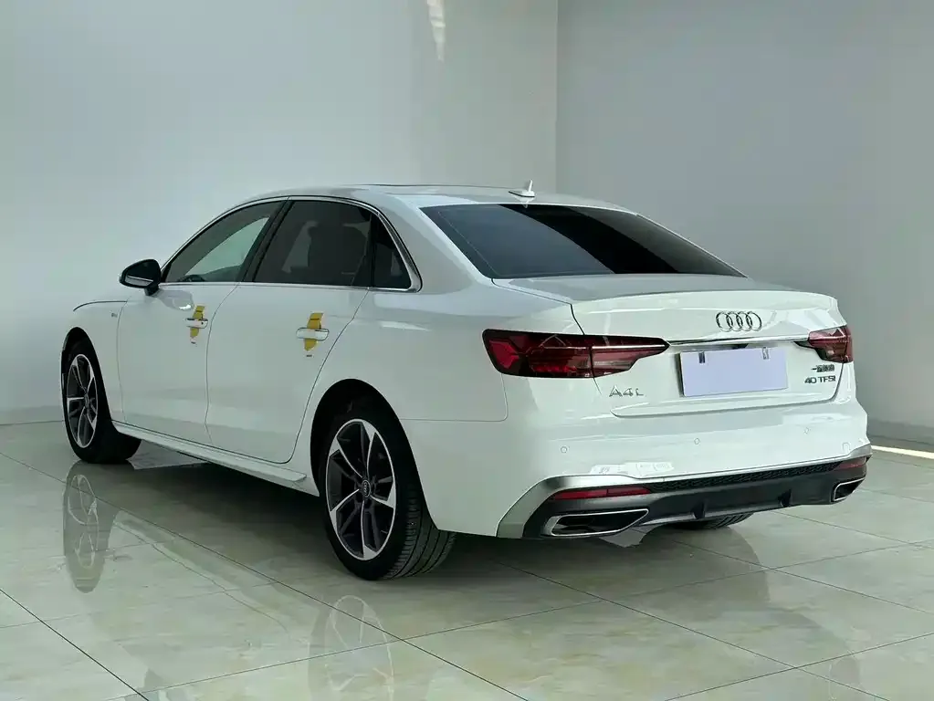Audi A4L 2024 из CN, фото 5