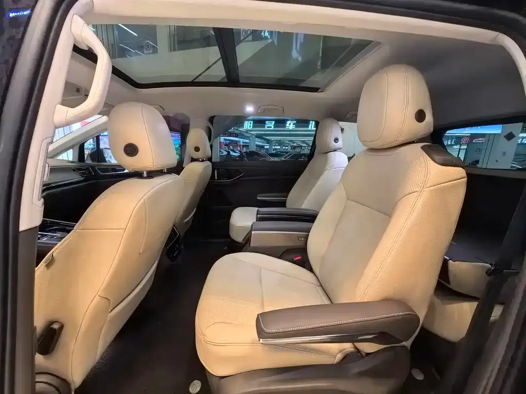 Volkswagen Viloran 2023 из CN, фото 2
