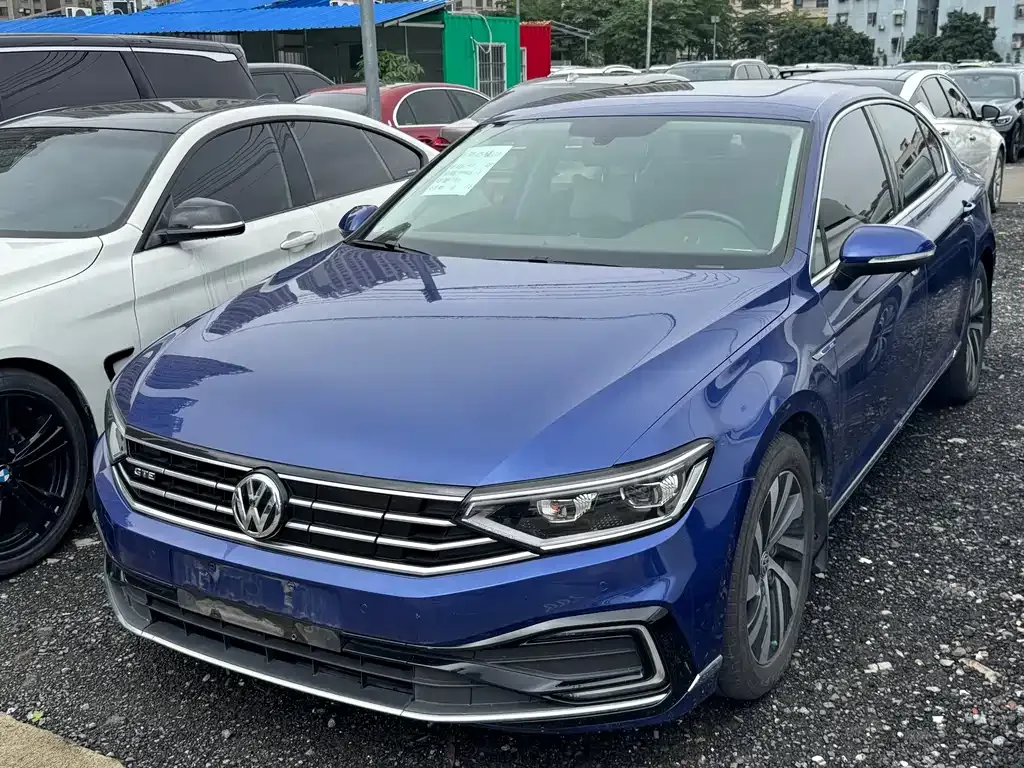 Volkswagen Magotan GTE PHEV 2021 из CN, фото 1