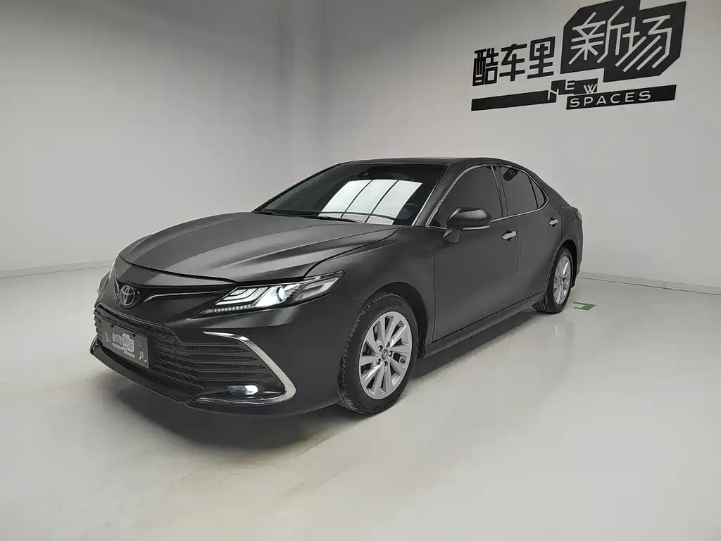 Toyota Camry 2022 из CN, фото 1