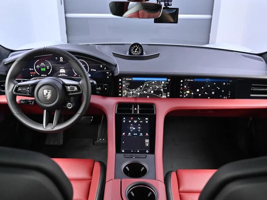 Porsche Taycan 2025 из KR, фото 6