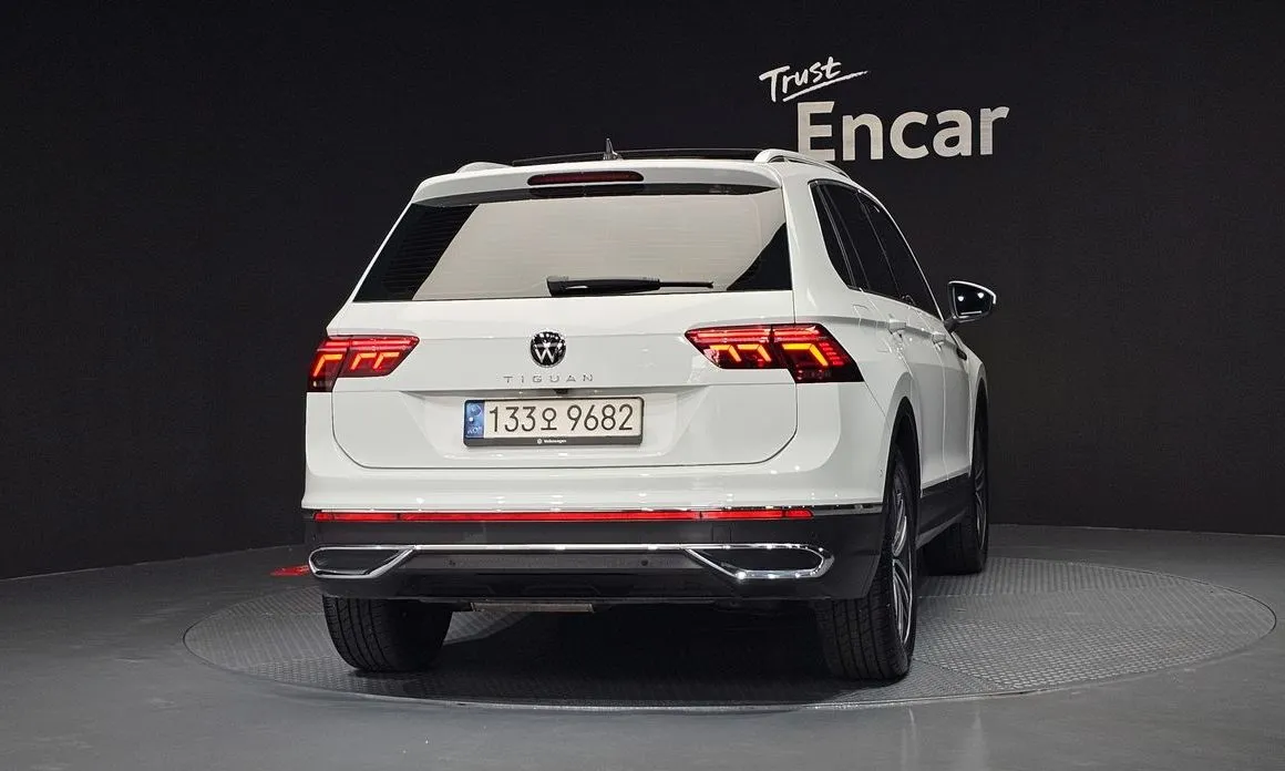 Volkswagen Tiguan — фото 5