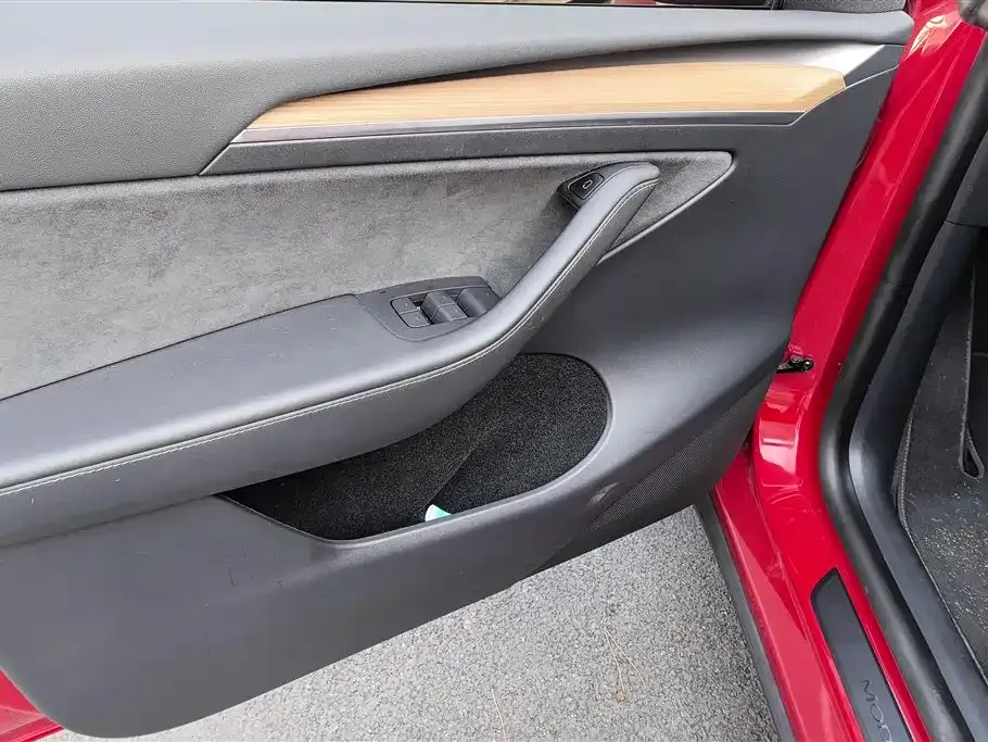 Tesla Model Y 2021 из CN, фото 10