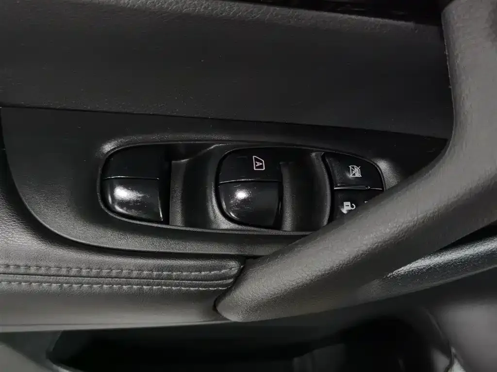 Nissan X-Trail 2024 из CN, фото 2