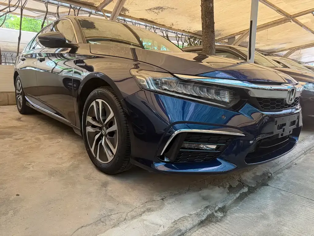 Honda Inspire — фото 1