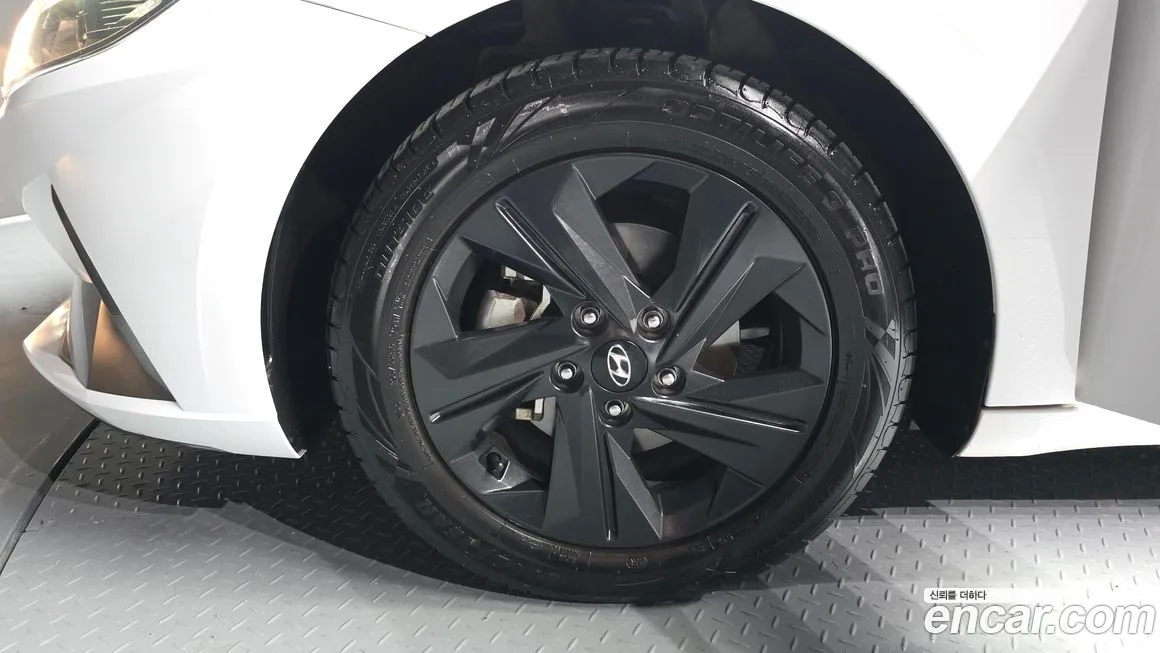 Hyundai AVANTE 2023 из KR, фото 10