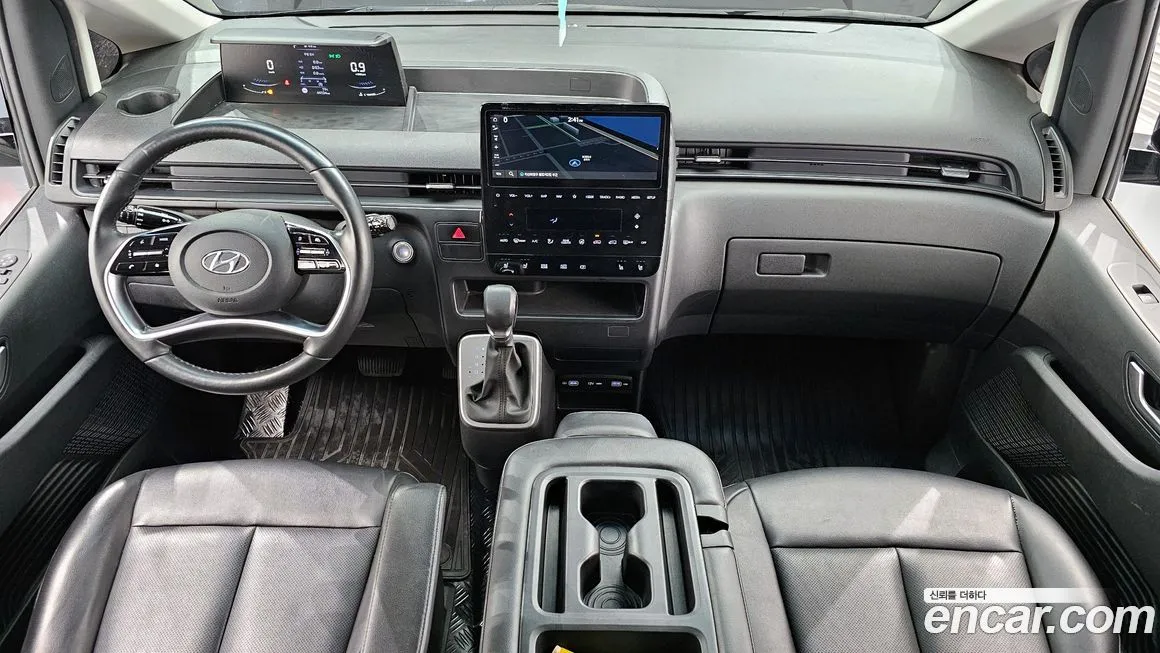 Hyundai Staria 2023 из KR, фото 6