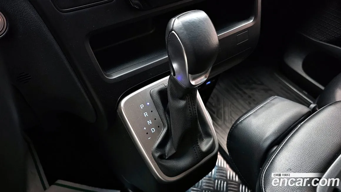 Hyundai Staria 2023 из KR, фото 9