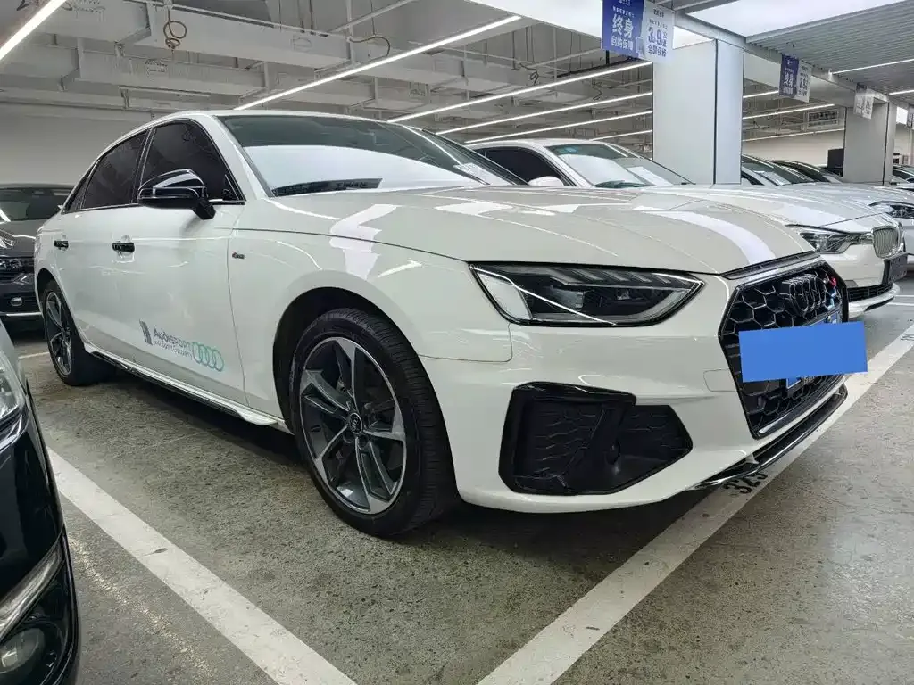 Audi A4L 2023 из CN, фото 9