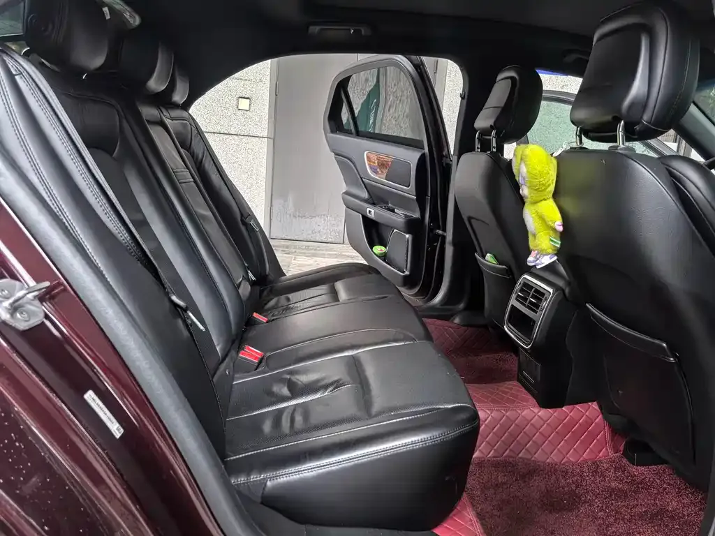 Lincoln Continental 2021 из CN, фото 3