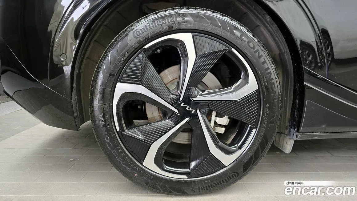 Kia EV6 — фото 9