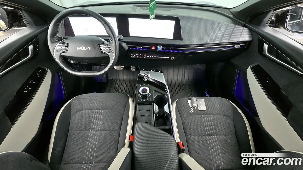 Kia EV6 — фото 8