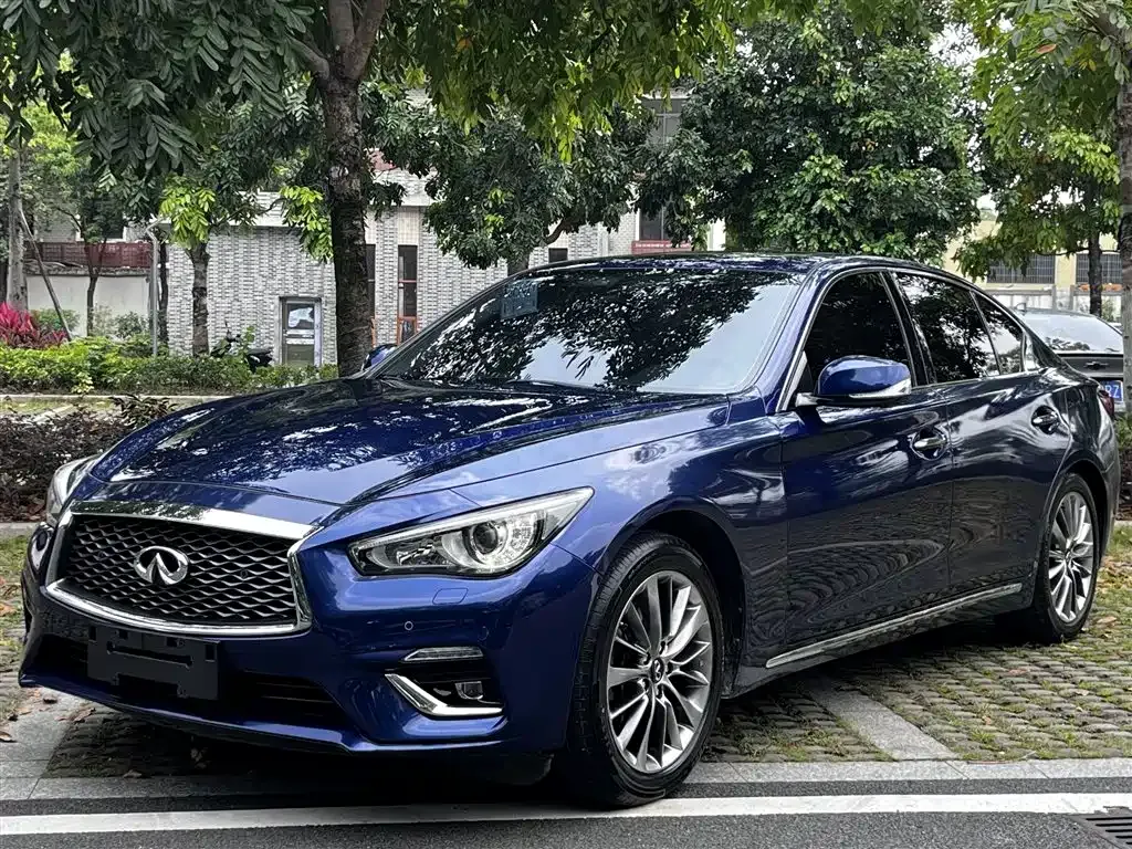 Infiniti Q50L — фото 7